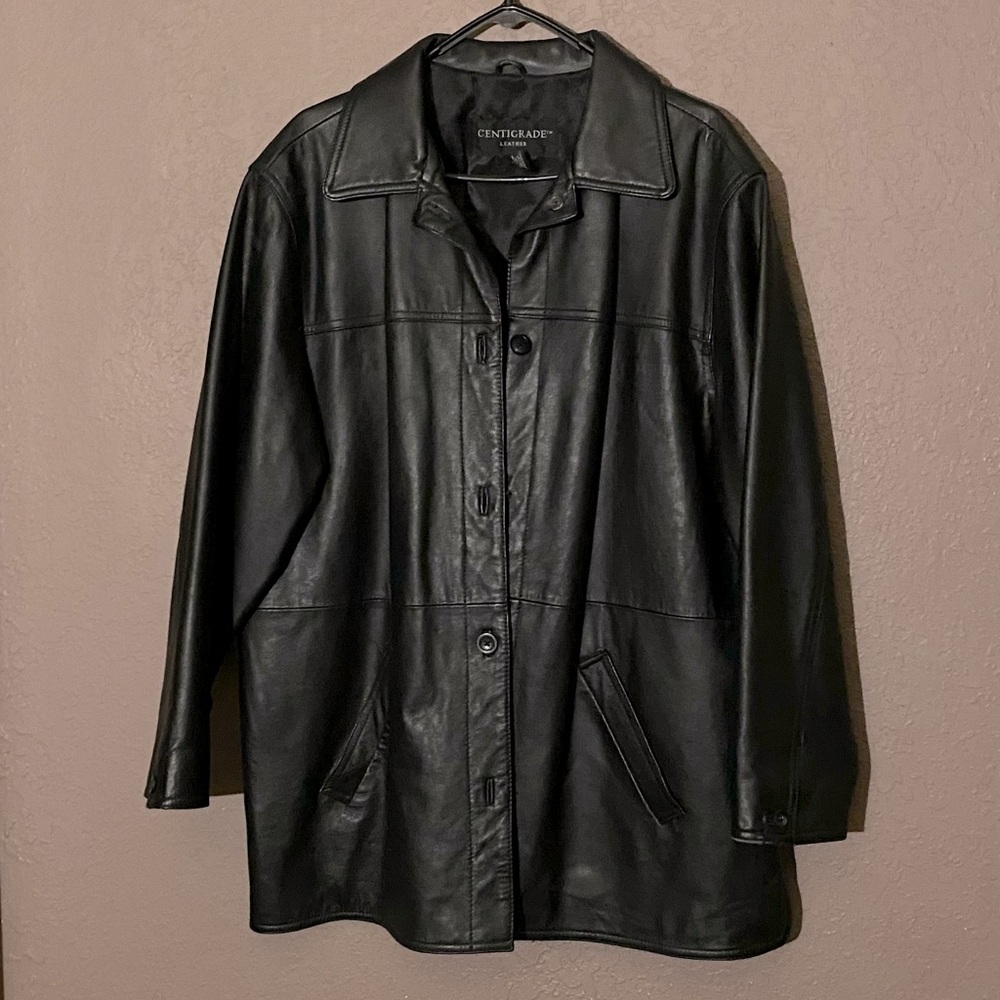 Centigrade Black Leather jacket with 2 outer hand pockets